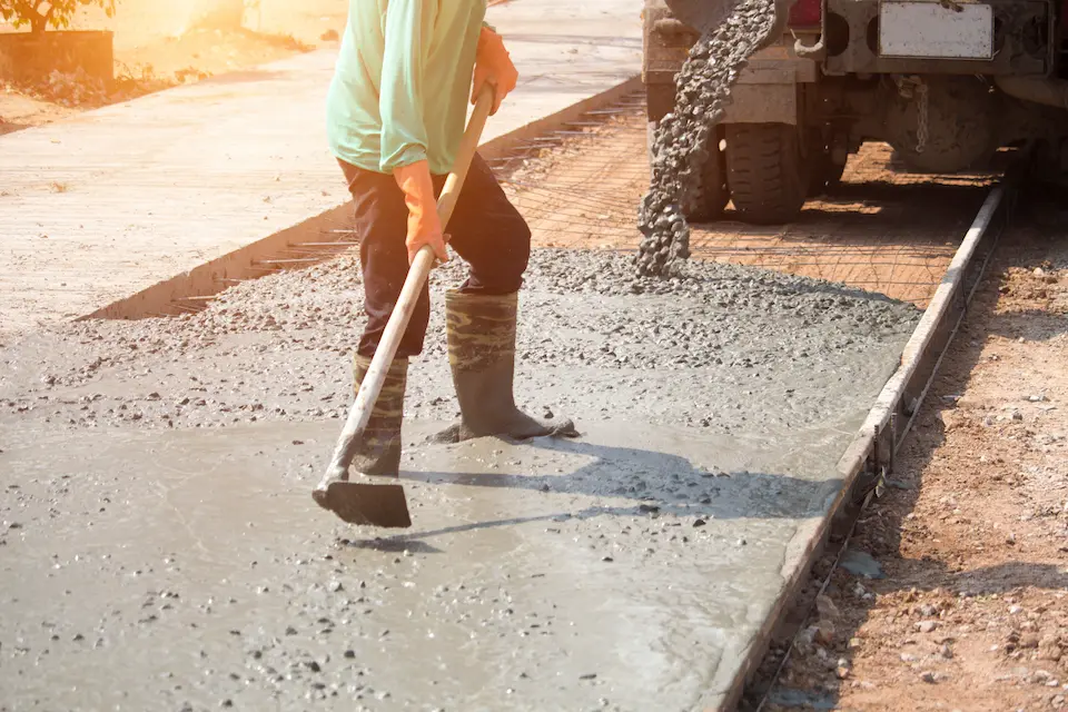 how to pour a concrete slab