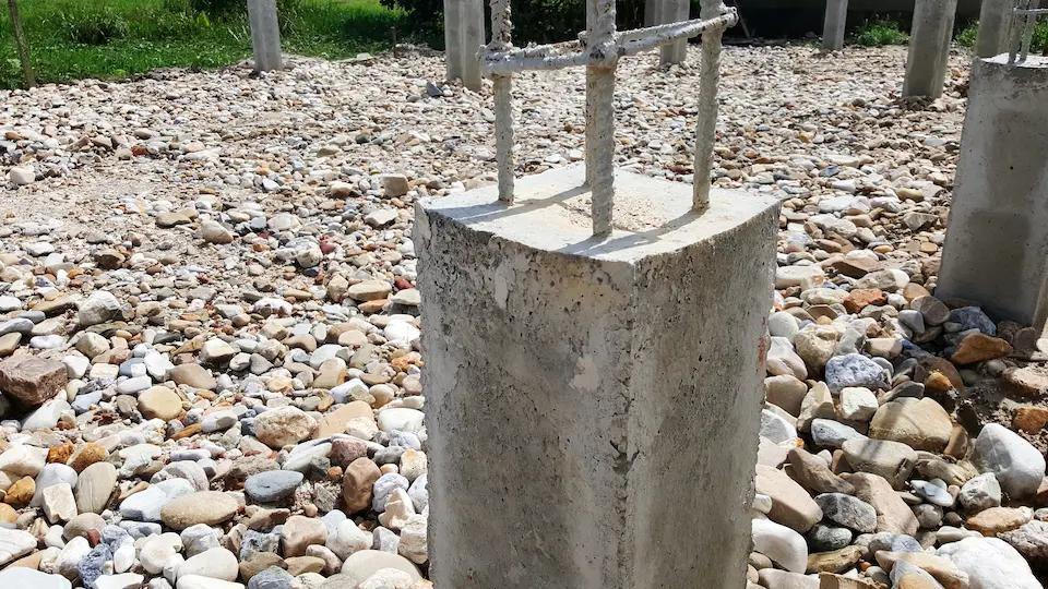 t-shaped foundations for metal buildings